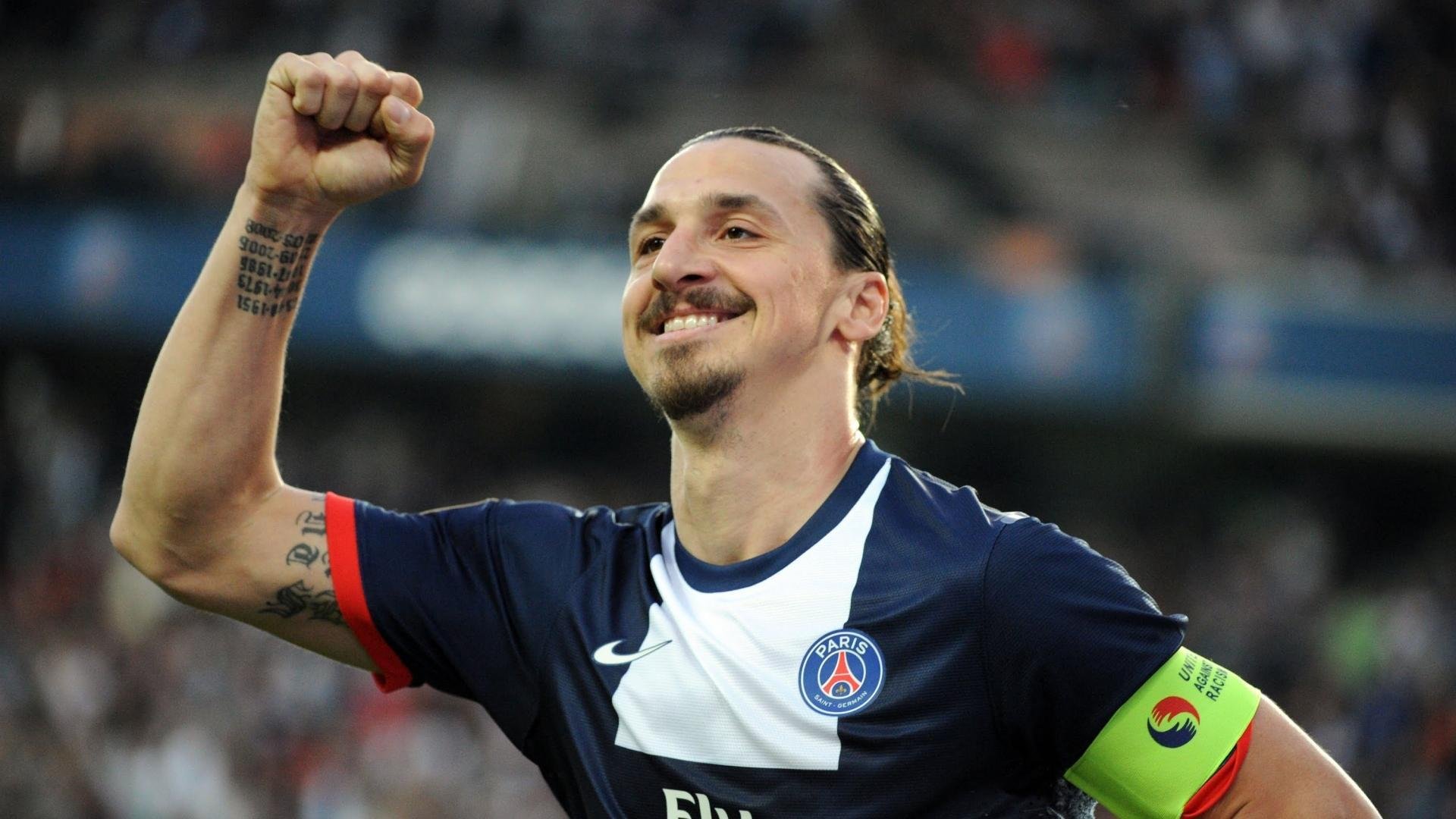 传中成功率是否比射门转化率更能反映锋线配合默契