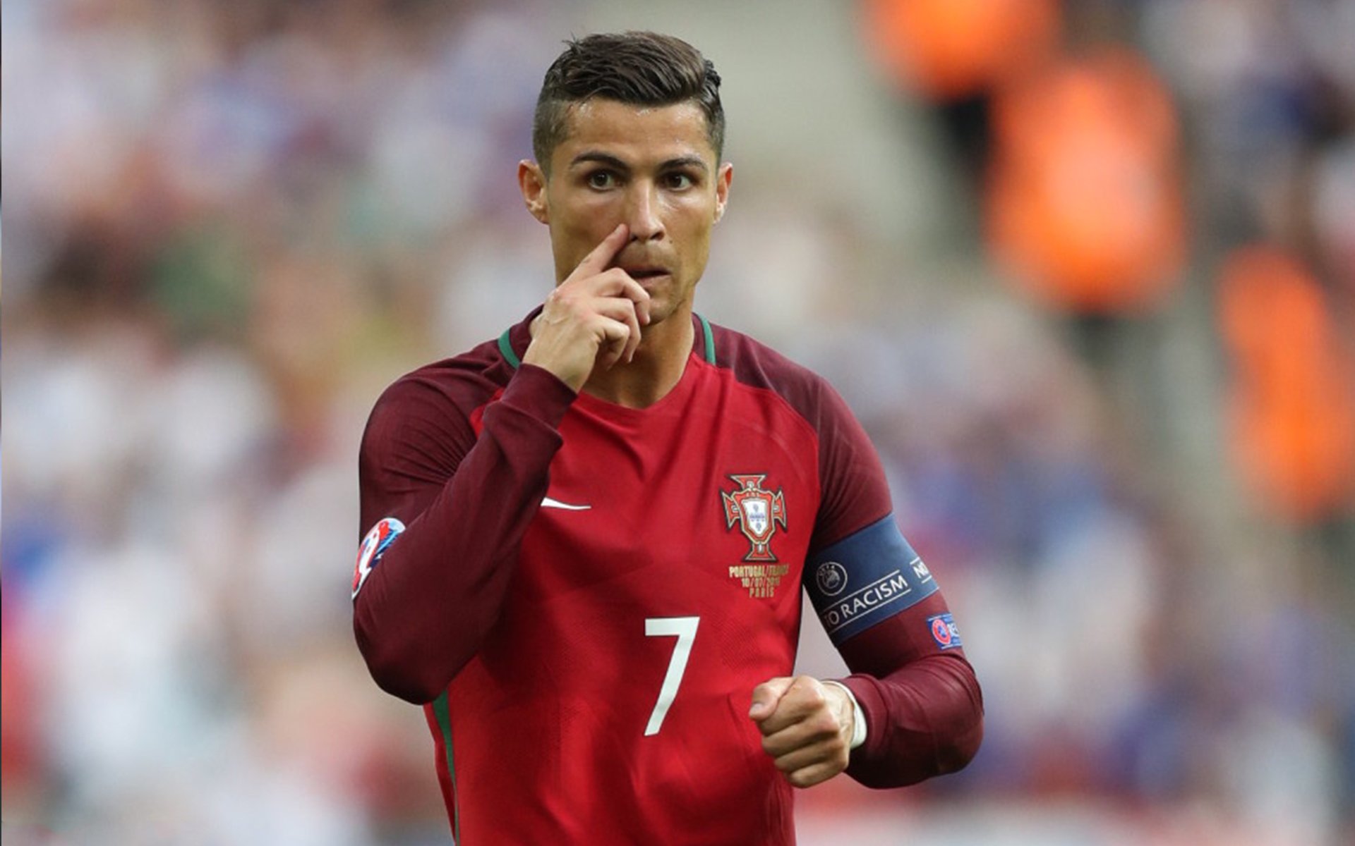 弗朗索瓦·霍尔茨豪伊泽：作为南非队的核心传球手，他的每次决策至关重要