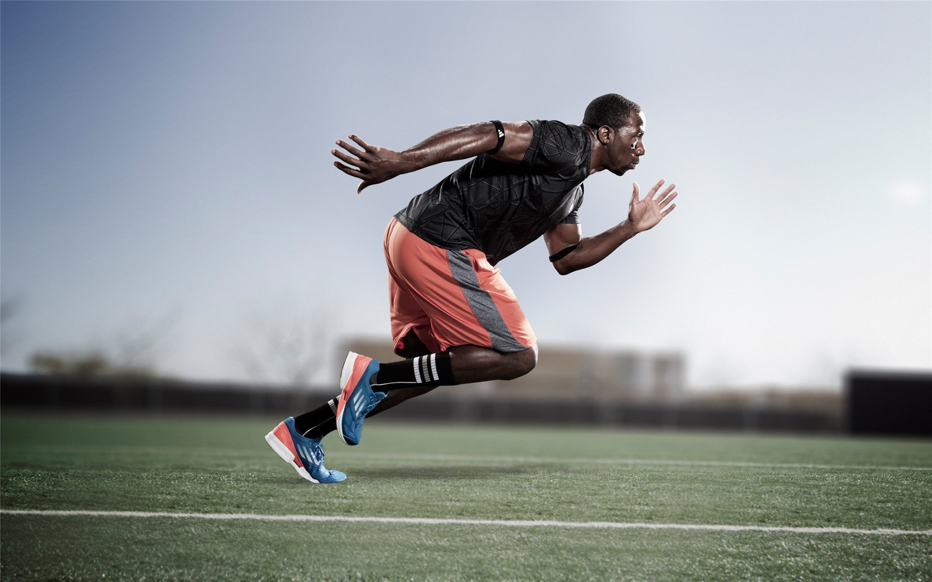 直播视角还原关键细节，直播角度怎么才显高