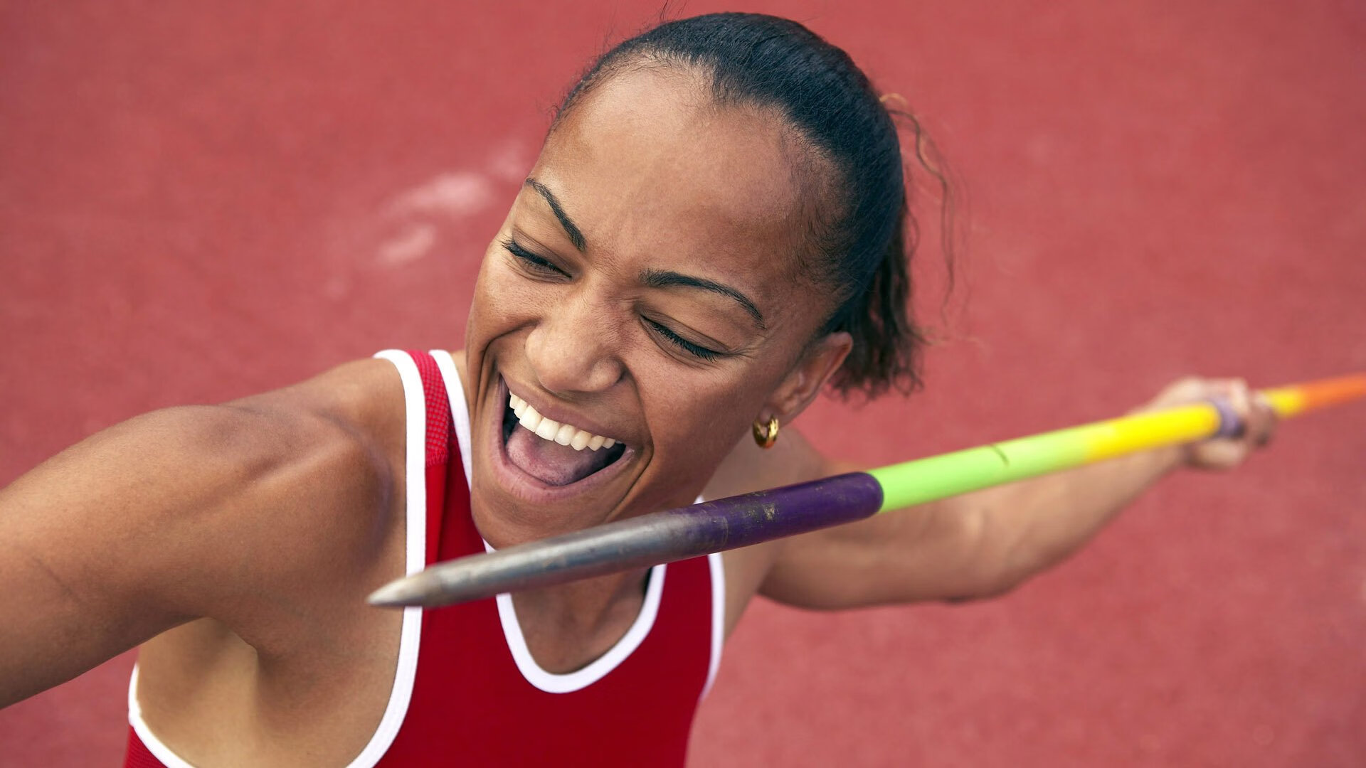 引爆足坛？C罗专访：资产早超10亿美元 不认为梅西比自己强，c罗资产多少